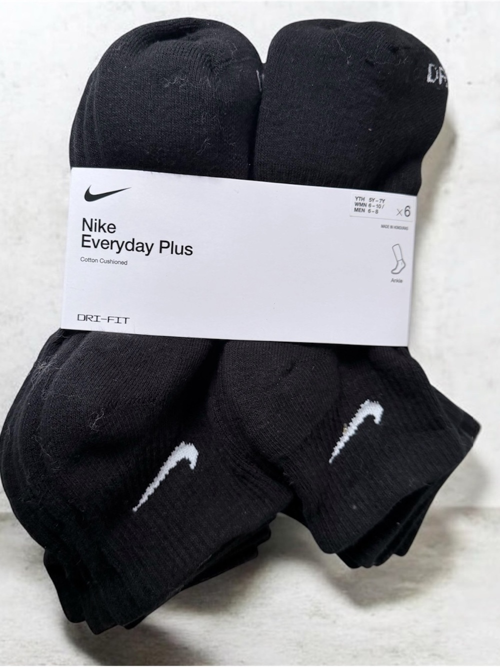 Nike Everyday Plus Black Ankle Socks with White Swoosh - 6 Pack